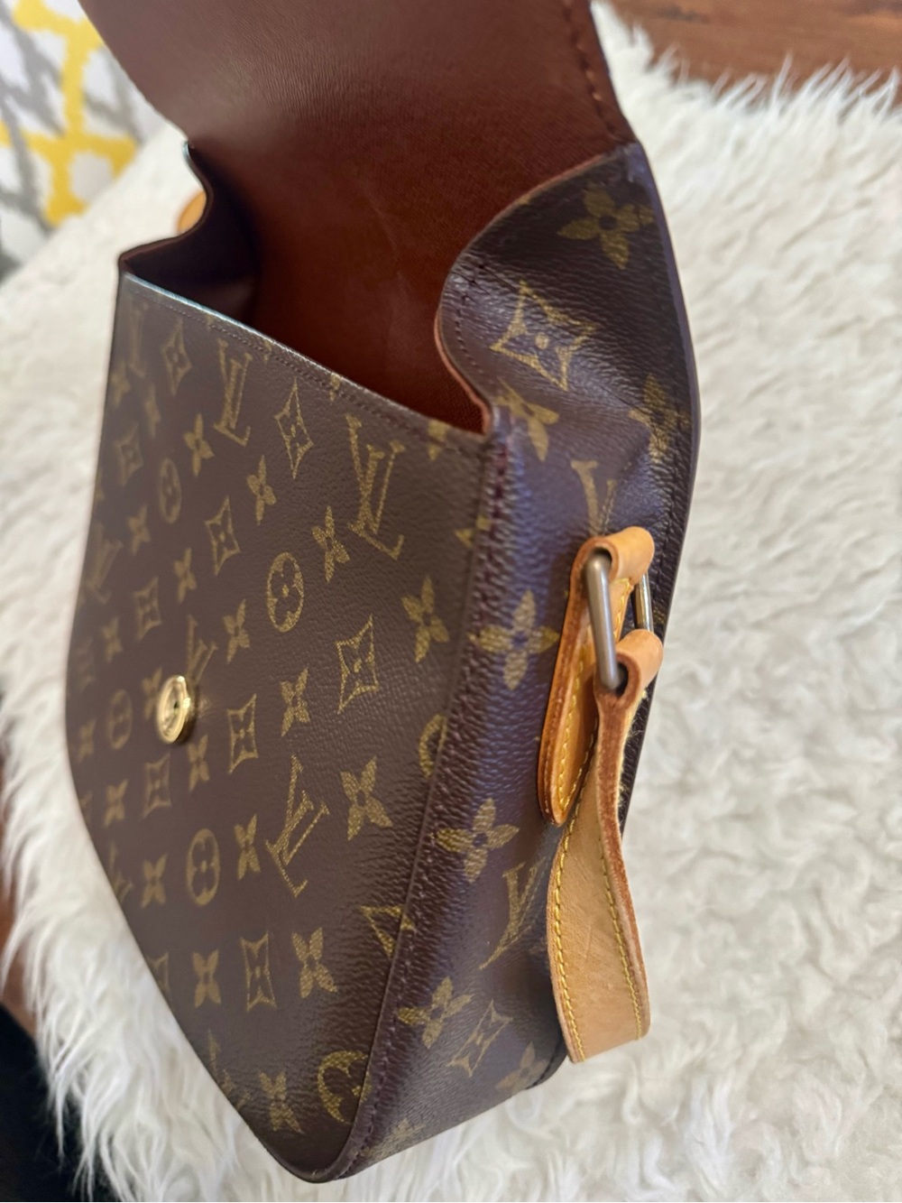 LOUIS VUITTON Saint Cloud Monogram GM - Picture 13 of 16